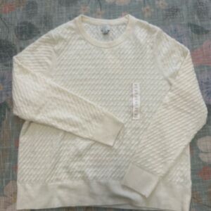a new day Women's Cream Crewneck Sweater